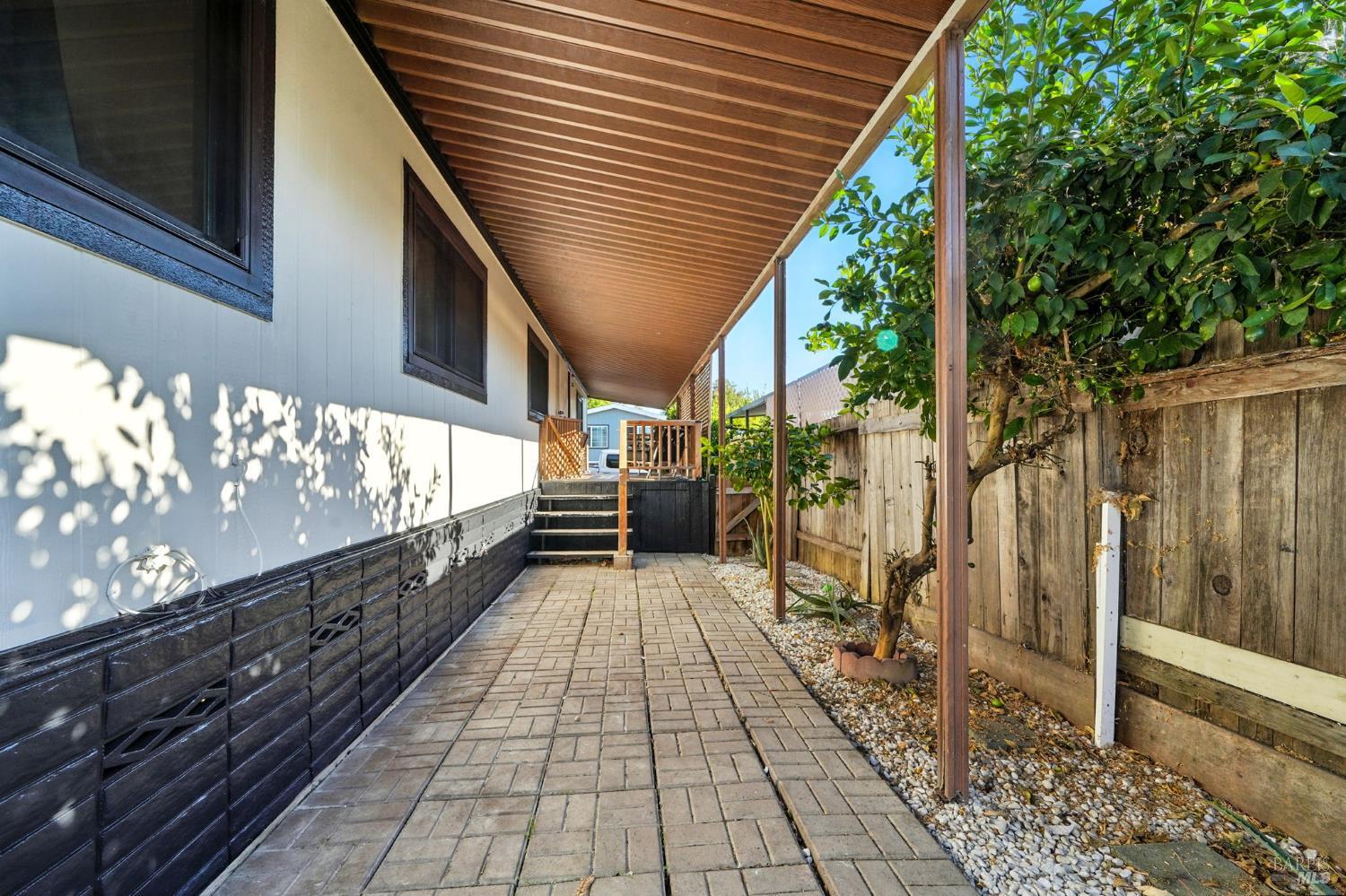 Detail Gallery Image 23 of 27 For 420 Sandstone Dr, Vallejo,  CA 94589 - 3 Beds | 2 Baths