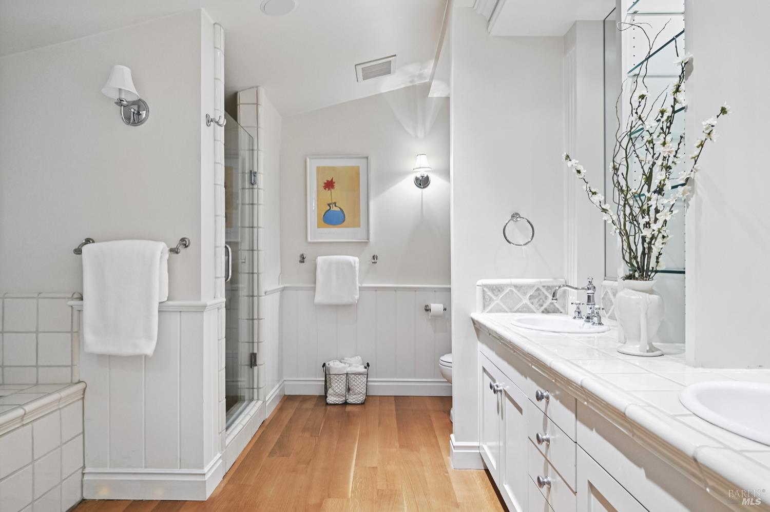 Detail Gallery Image 33 of 57 For 436 Green Glen Way, Mill Valley,  CA 94941 - 4 Beds | 3/1 Baths