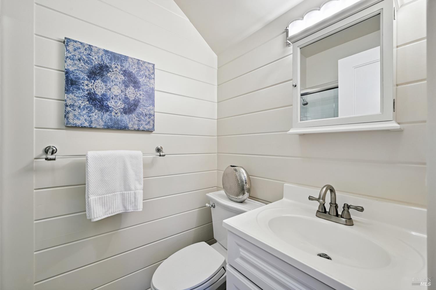 Detail Gallery Image 23 of 57 For 436 Green Glen Way, Mill Valley,  CA 94941 - 4 Beds | 3/1 Baths