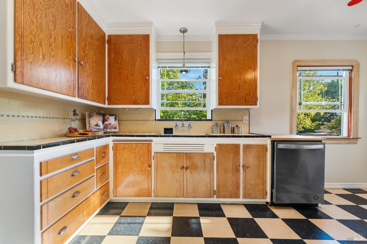 Detail Gallery Image 26 of 74 For 219 Mayo Ave, Vallejo,  CA 94590 - 3 Beds | 2 Baths
