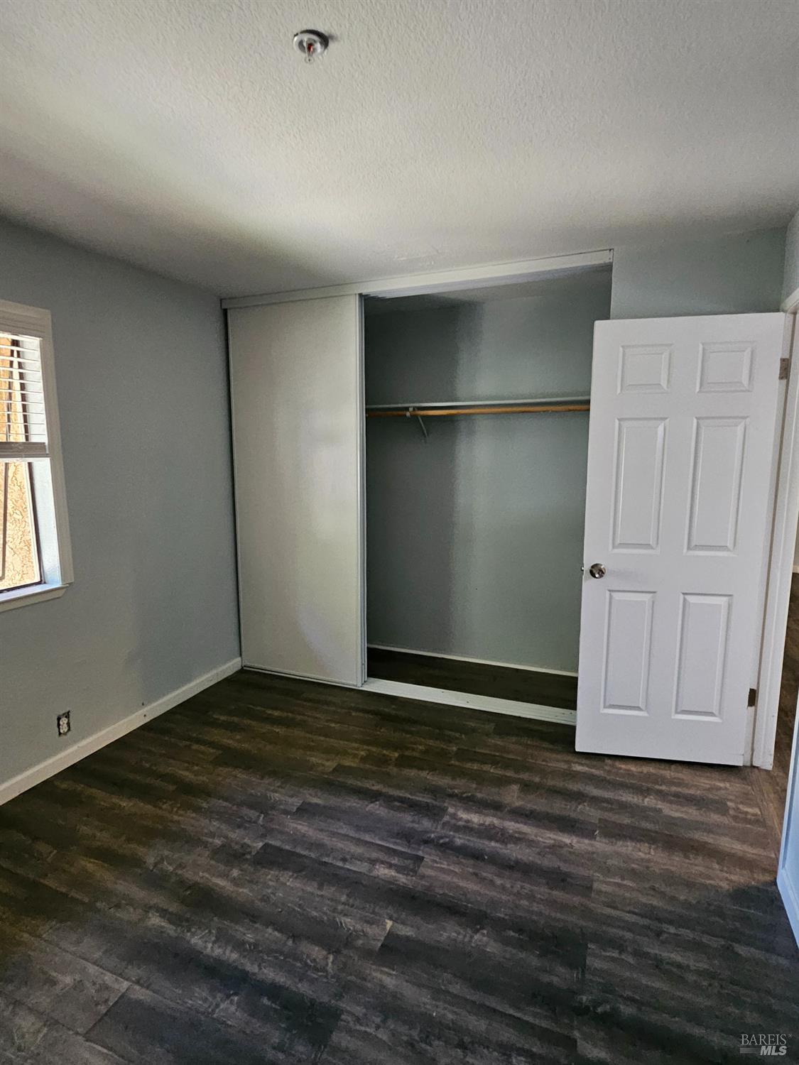 Detail Gallery Image 11 of 18 For 690 Arcadia Dr, Vacaville,  CA 95687 - 2 Beds | 1 Baths