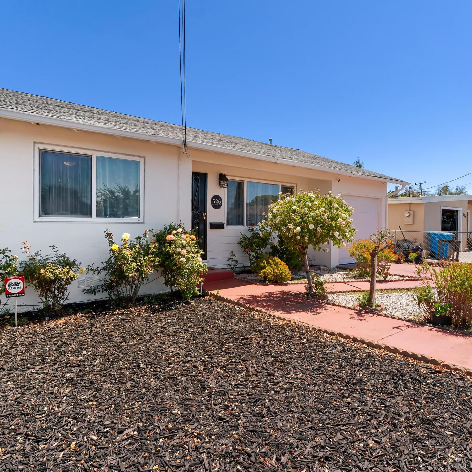 Detail Gallery Image 1 of 32 For 526 Sheldon Ave, Vallejo,  CA 94591 - 2 Beds | 1 Baths