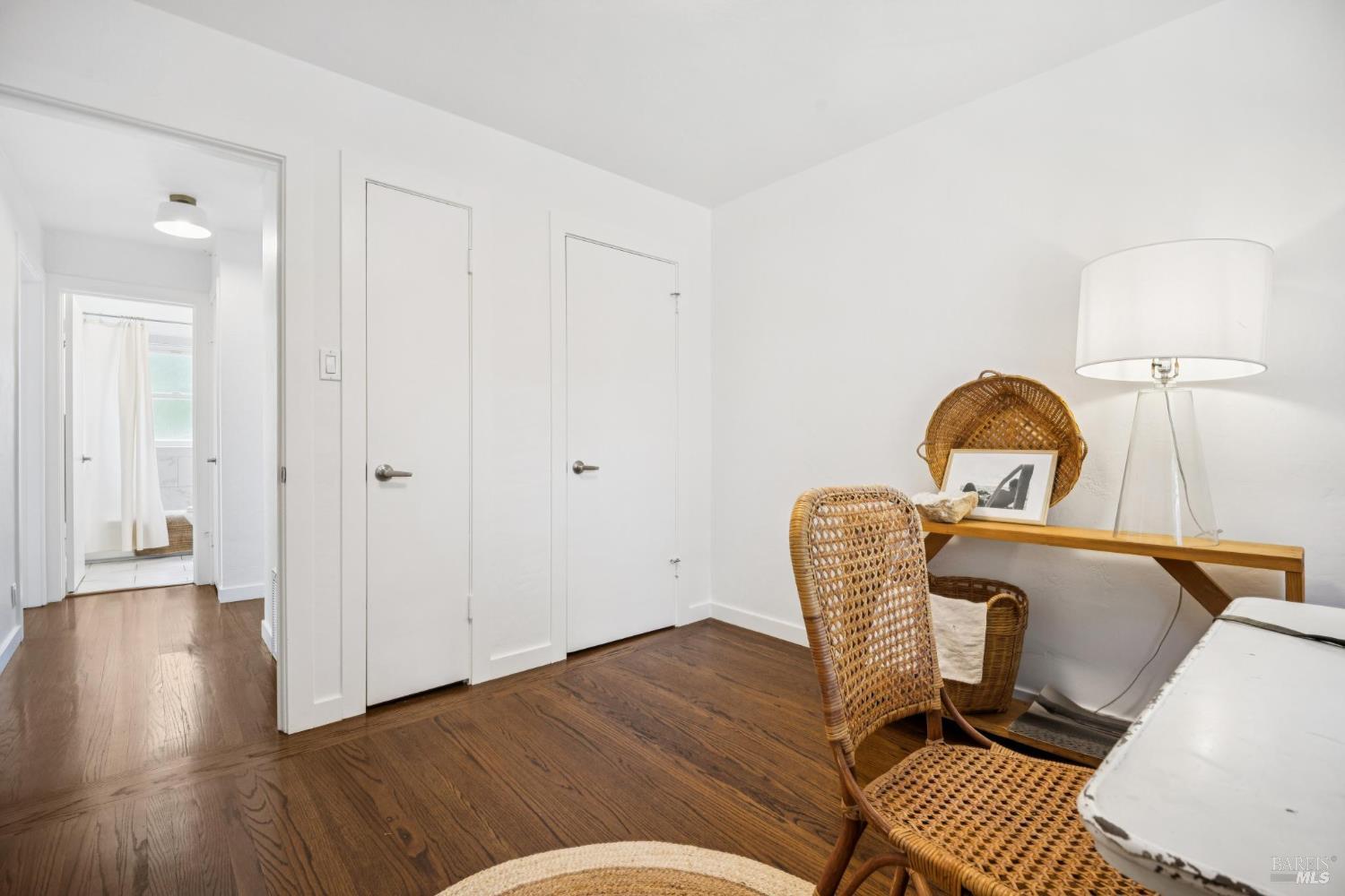 Detail Gallery Image 24 of 41 For 16 Marion Ct, Novato,  CA 94945 - 3 Beds | 1 Baths