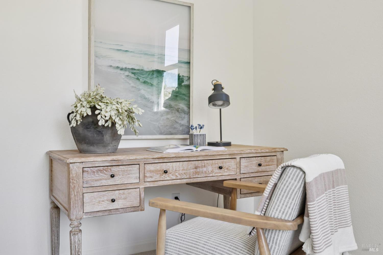 Detail Gallery Image 36 of 52 For 24 Sunny Cove Dr, Novato,  CA 94949 - 5 Beds | 3/1 Baths