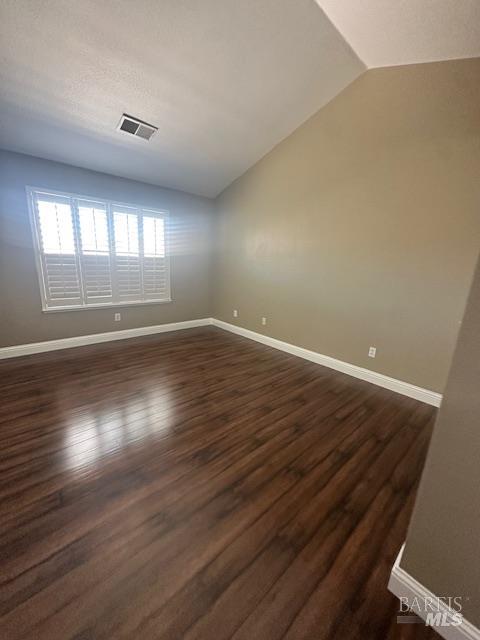 Detail Gallery Image 11 of 23 For 4712 Brookside Cir, Fairfield,  CA 94534 - 4 Beds | 2/1 Baths