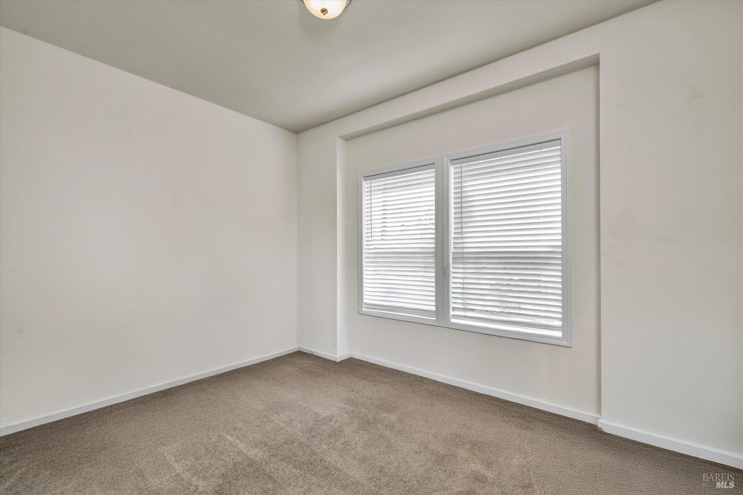 Detail Gallery Image 14 of 22 For 9447 Angelly Way, Cobb,  CA 95426 - 3 Beds | 2 Baths