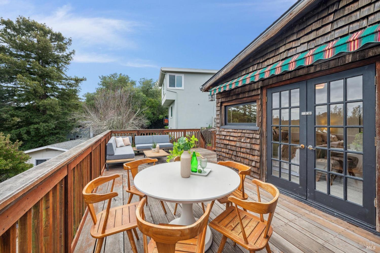 Detail Gallery Image 41 of 70 For 112 Edison Ave, Corte Madera,  CA 94925 - 5 Beds | 3 Baths