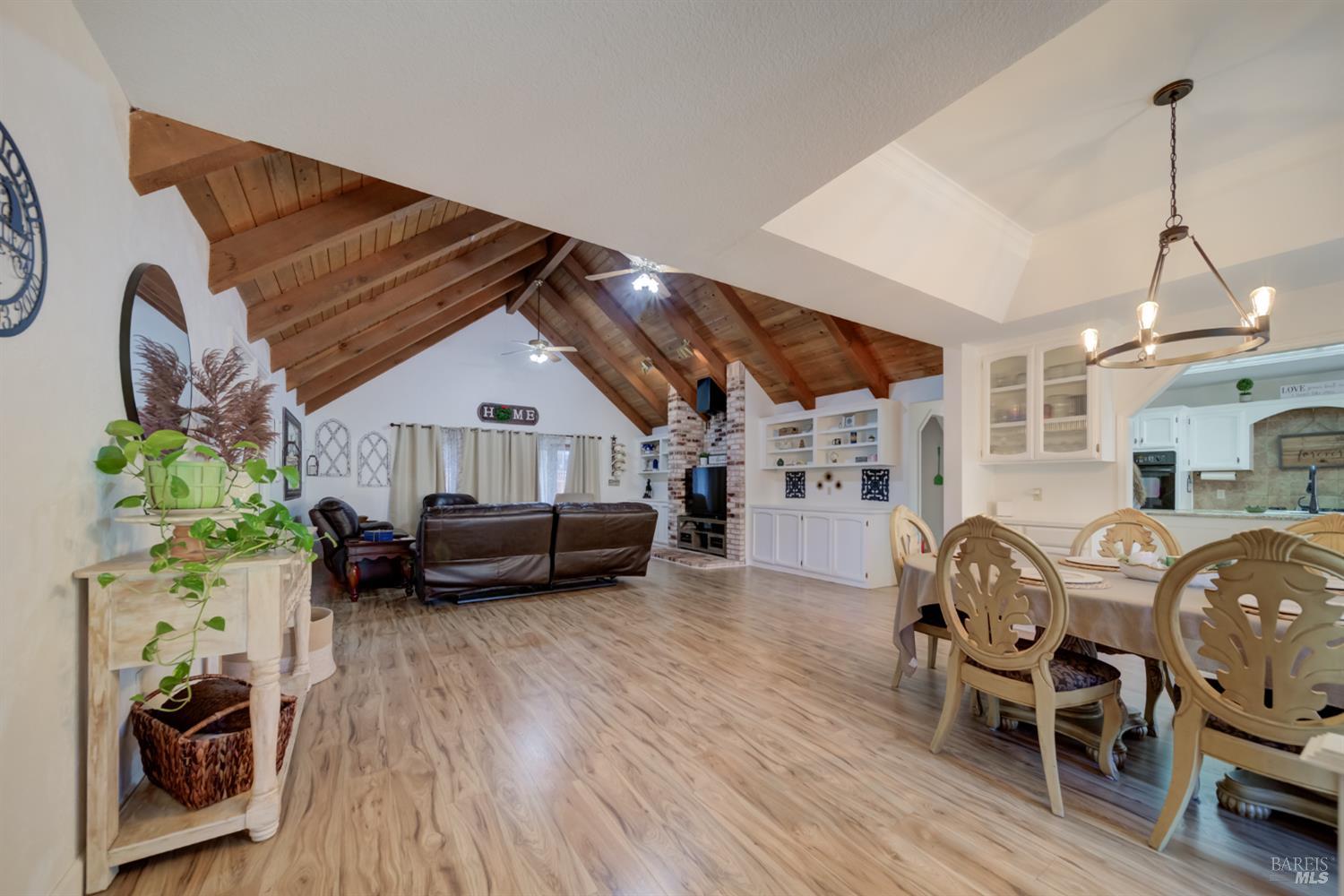Detail Gallery Image 6 of 34 For 2514 Troon Ct, Fairfield,  CA 94534 - 4 Beds | 3 Baths