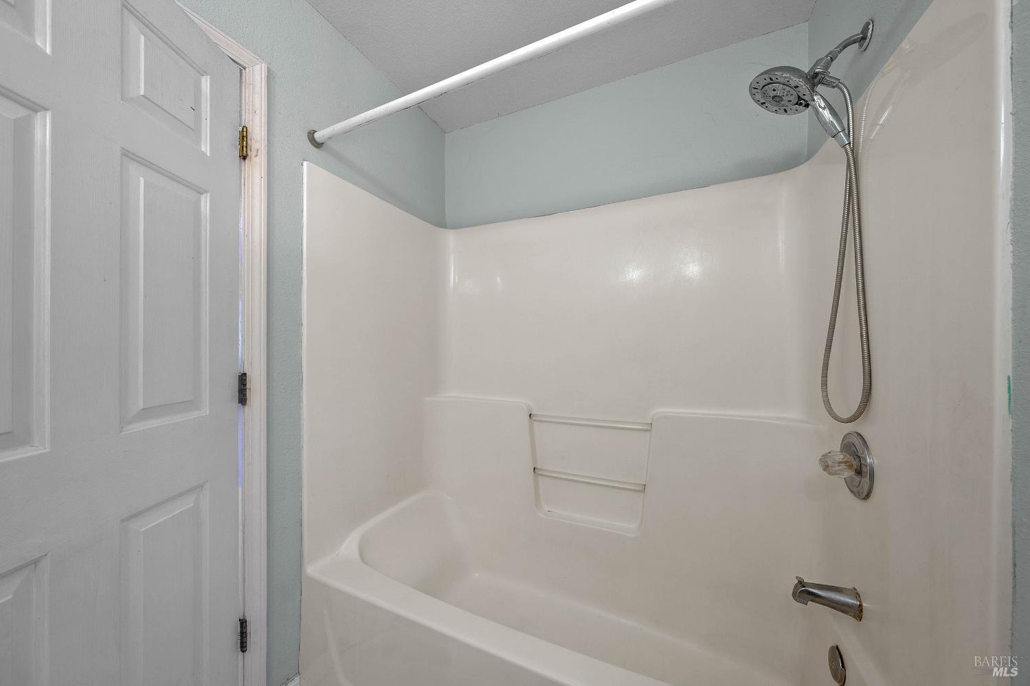 Detail Gallery Image 40 of 68 For 457 Miramonte Ave, Lakeport,  CA 95453 - 4 Beds | 2/1 Baths