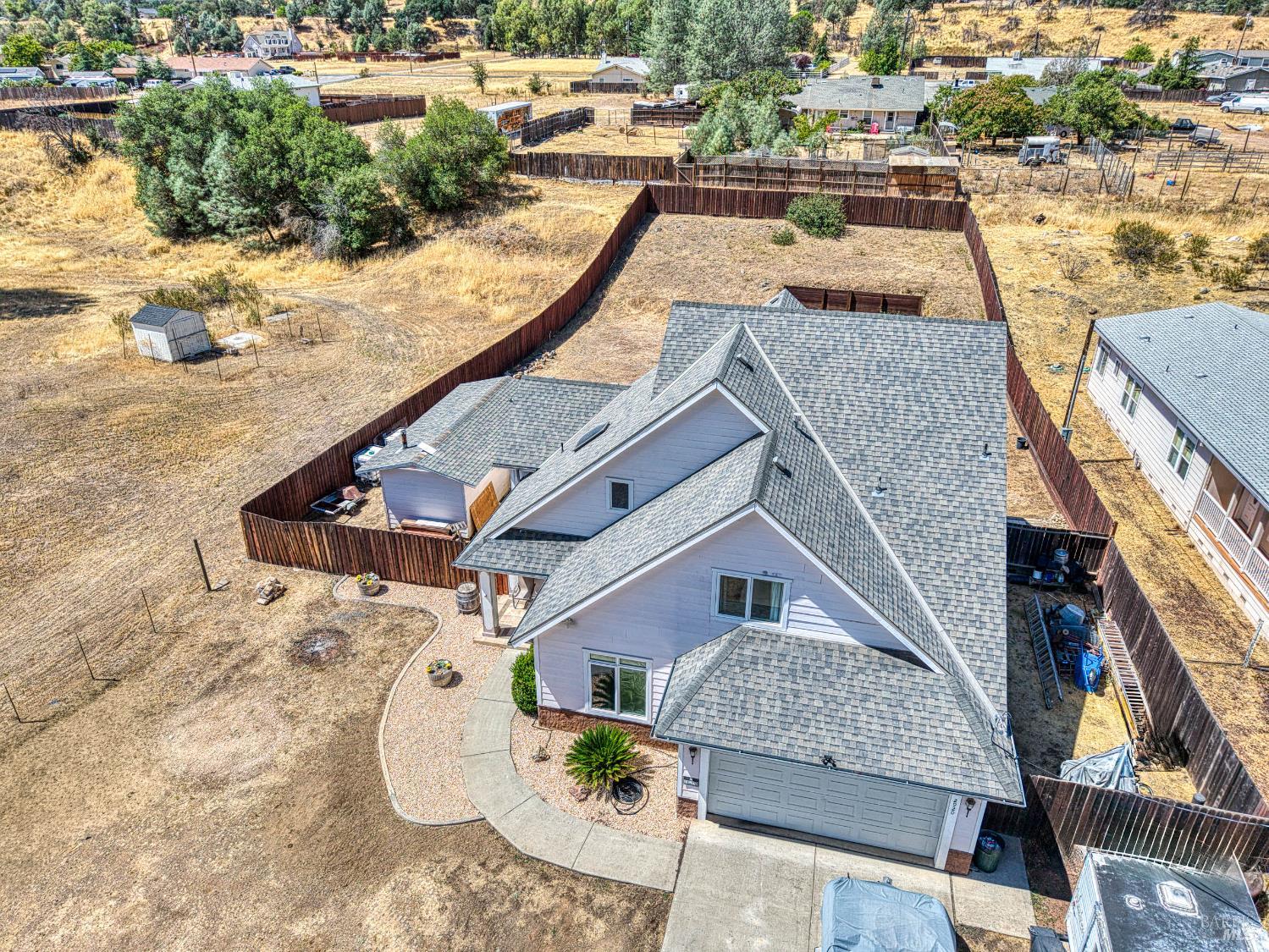 Detail Gallery Image 5 of 56 For 2920 Meadow Creek Rd, Clearlake Oaks,  CA 95423 - 3 Beds | 2/1 Baths
