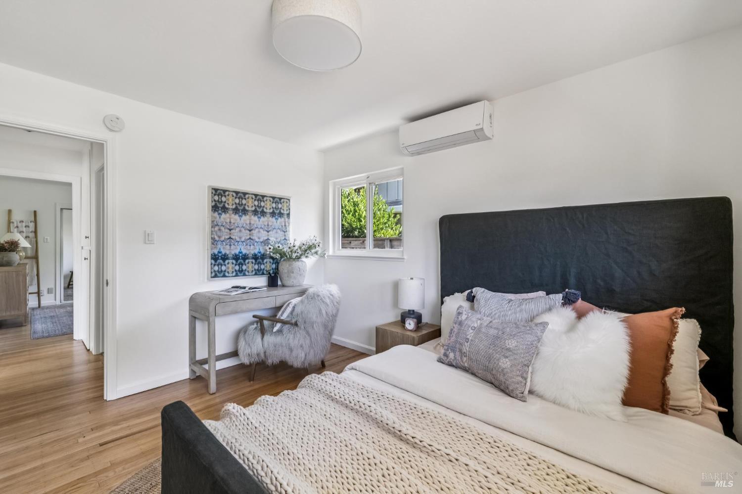 Detail Gallery Image 26 of 46 For 296 Elvia Ct, San Rafael,  CA 94903 - 3 Beds | 2 Baths