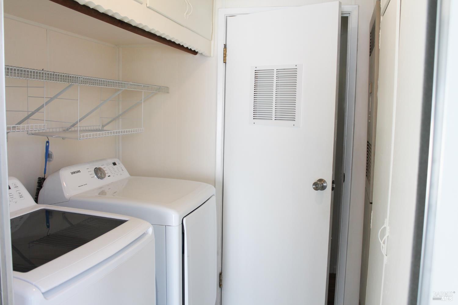 Detail Gallery Image 7 of 7 For 77 Heliotrope St, Vallejo,  CA 94589 - 2 Beds | 2 Baths