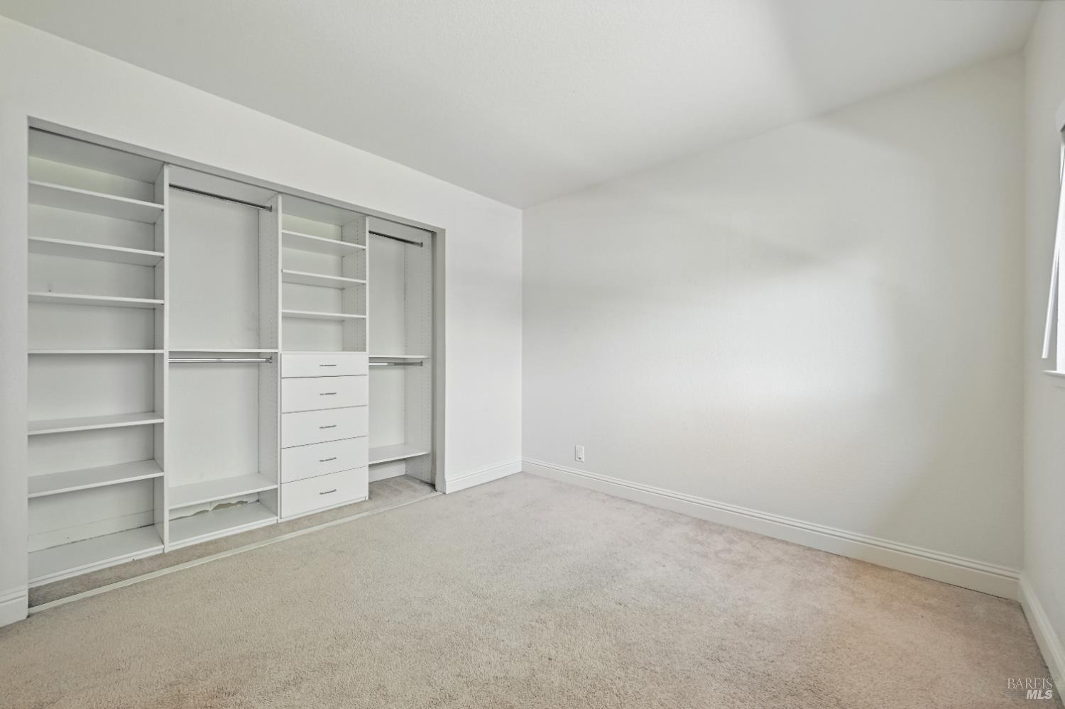 Detail Gallery Image 25 of 34 For 9472 Wellington Cir, Windsor,  CA 95492 - 4 Beds | 2/1 Baths