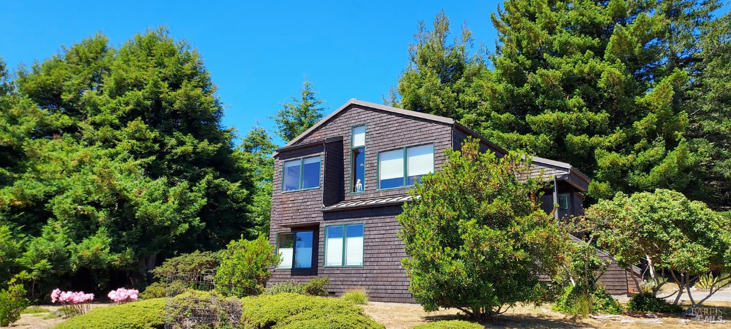 Detail Gallery Image 1 of 95 For 41214 Deer Trl 34b,  The Sea Ranch,  CA 95497 - 3 Beds | 2/1 Baths