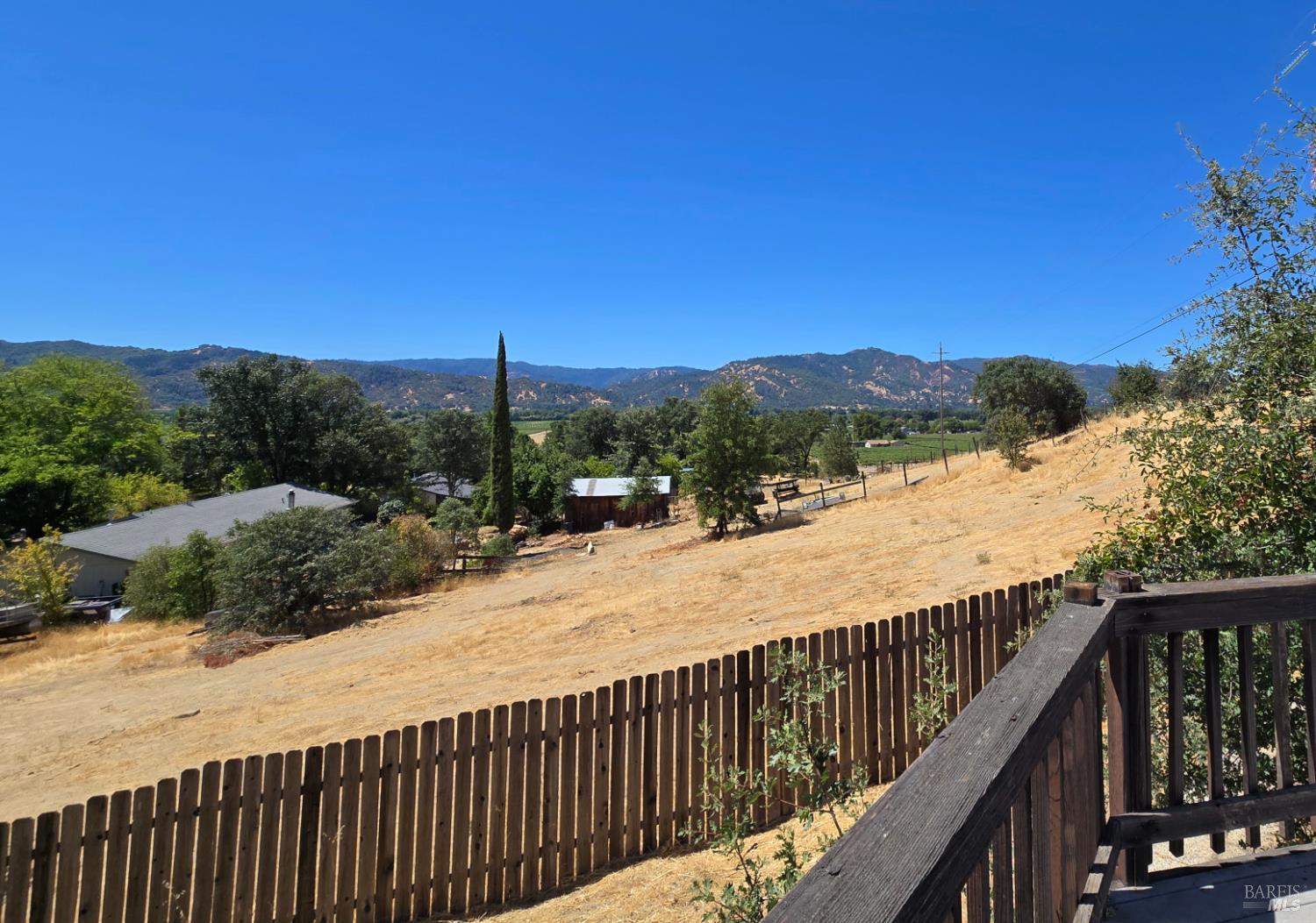 Detail Gallery Image 29 of 32 For 2110 Fern Canyon Rd, Ukiah,  CA 95482 - 3 Beds | 2 Baths