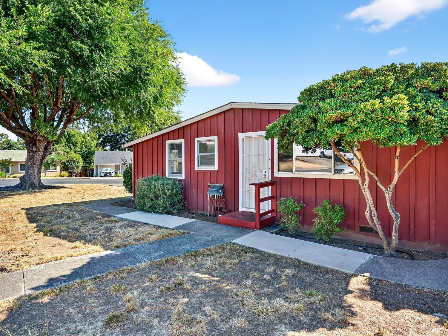 Detail Gallery Image 36 of 40 For 810 Mendocino Dr, Ukiah,  CA 95482 - 4 Beds | 2 Baths