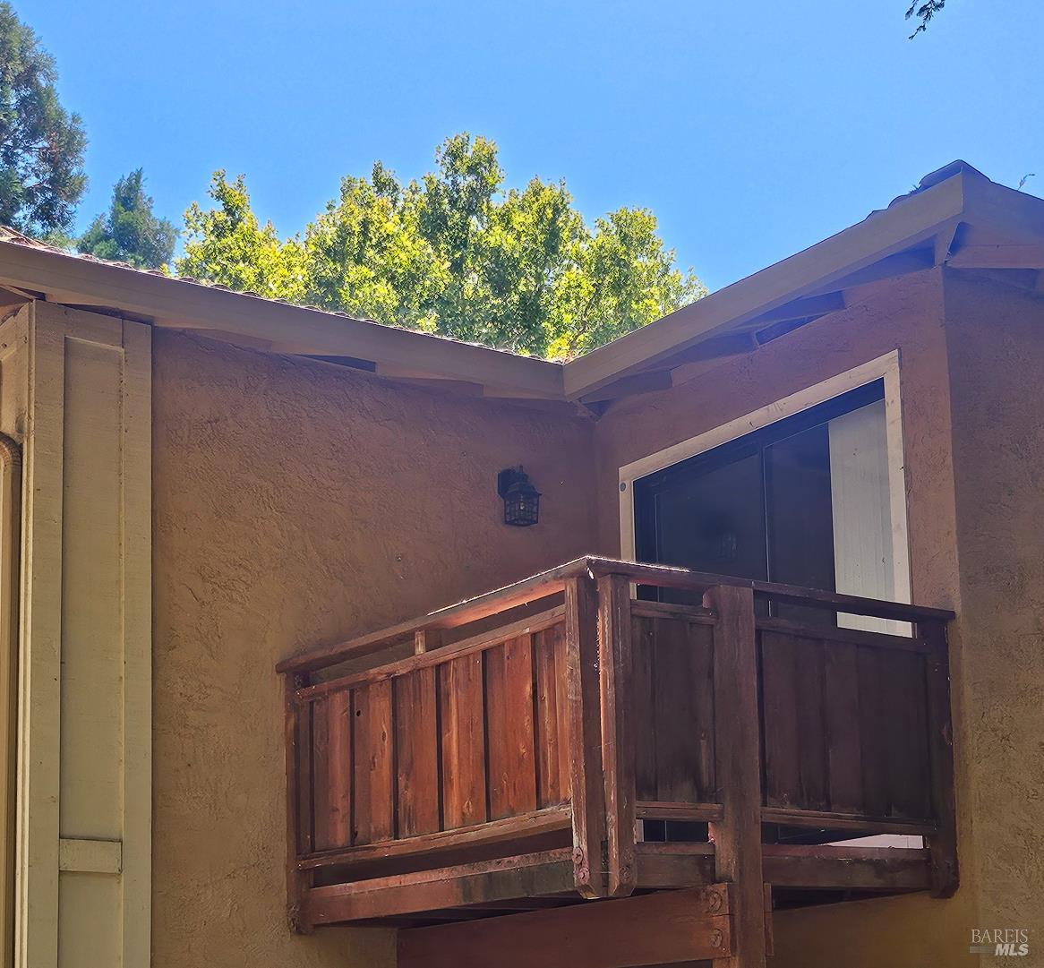 Detail Gallery Image 3 of 18 For 690 Arcadia Dr, Vacaville,  CA 95687 - 2 Beds | 1 Baths