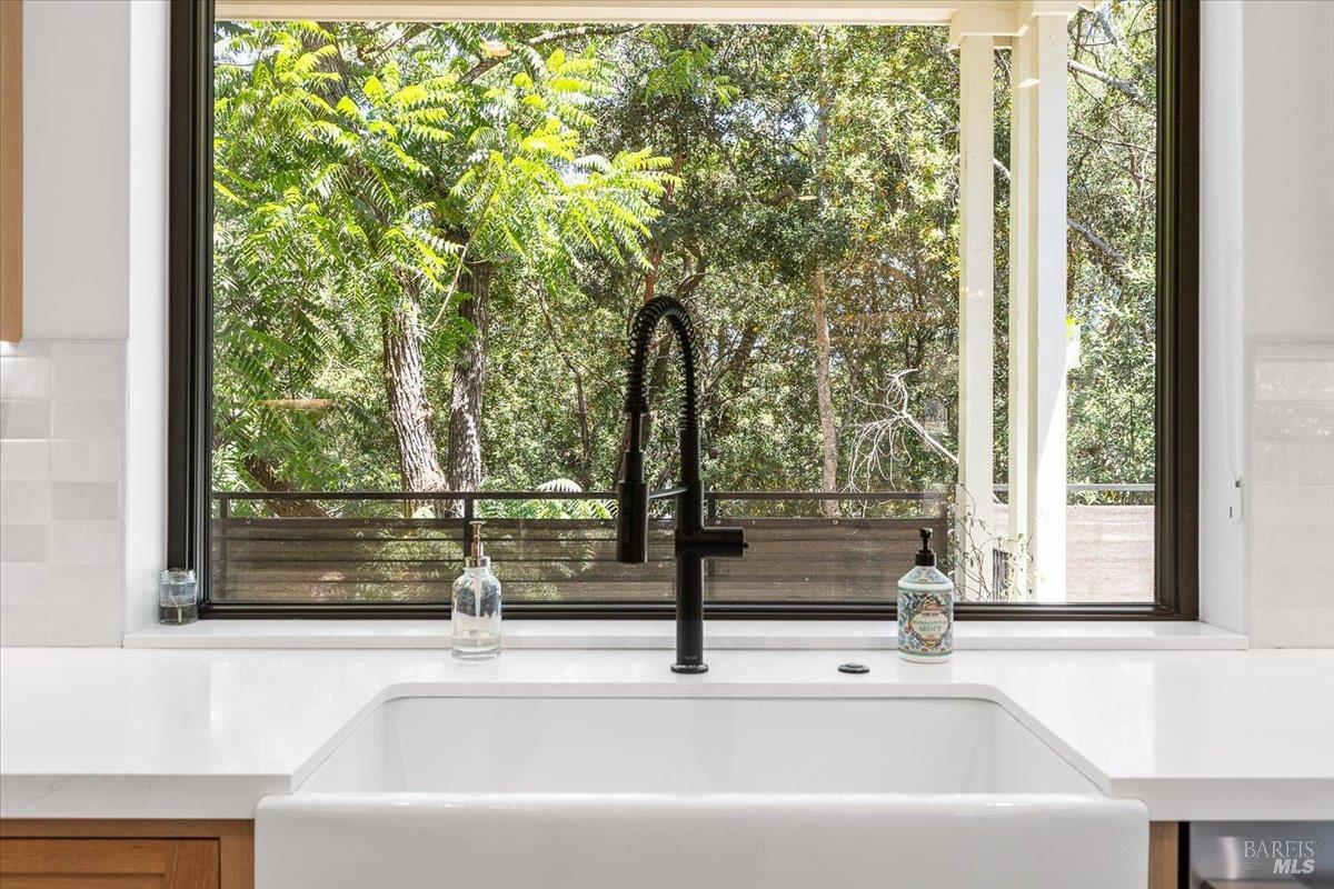 Detail Gallery Image 19 of 59 For 794 Los Olivos Rd, Santa Rosa,  CA 95404 - 4 Beds | 3/1 Baths
