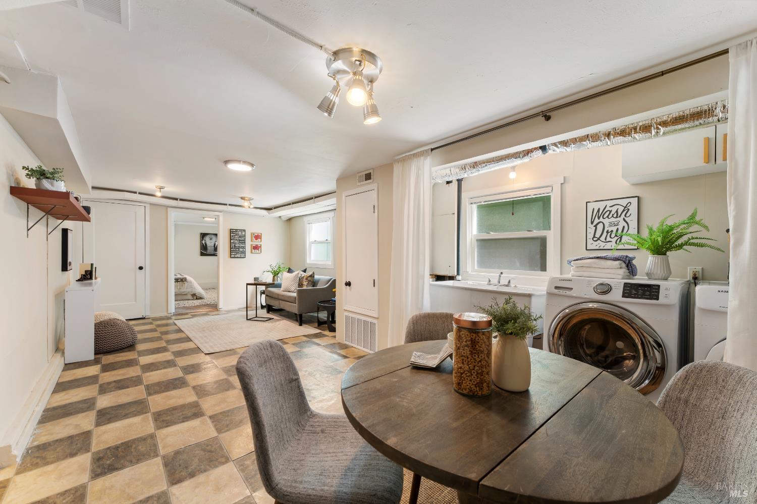 Detail Gallery Image 48 of 74 For 219 Mayo Ave, Vallejo,  CA 94590 - 3 Beds | 2 Baths