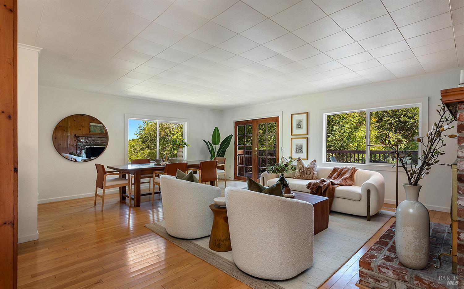 Detail Gallery Image 4 of 48 For 351 N Ferndale Ave, Mill Valley,  CA 94941 - 1 Beds | 1 Baths