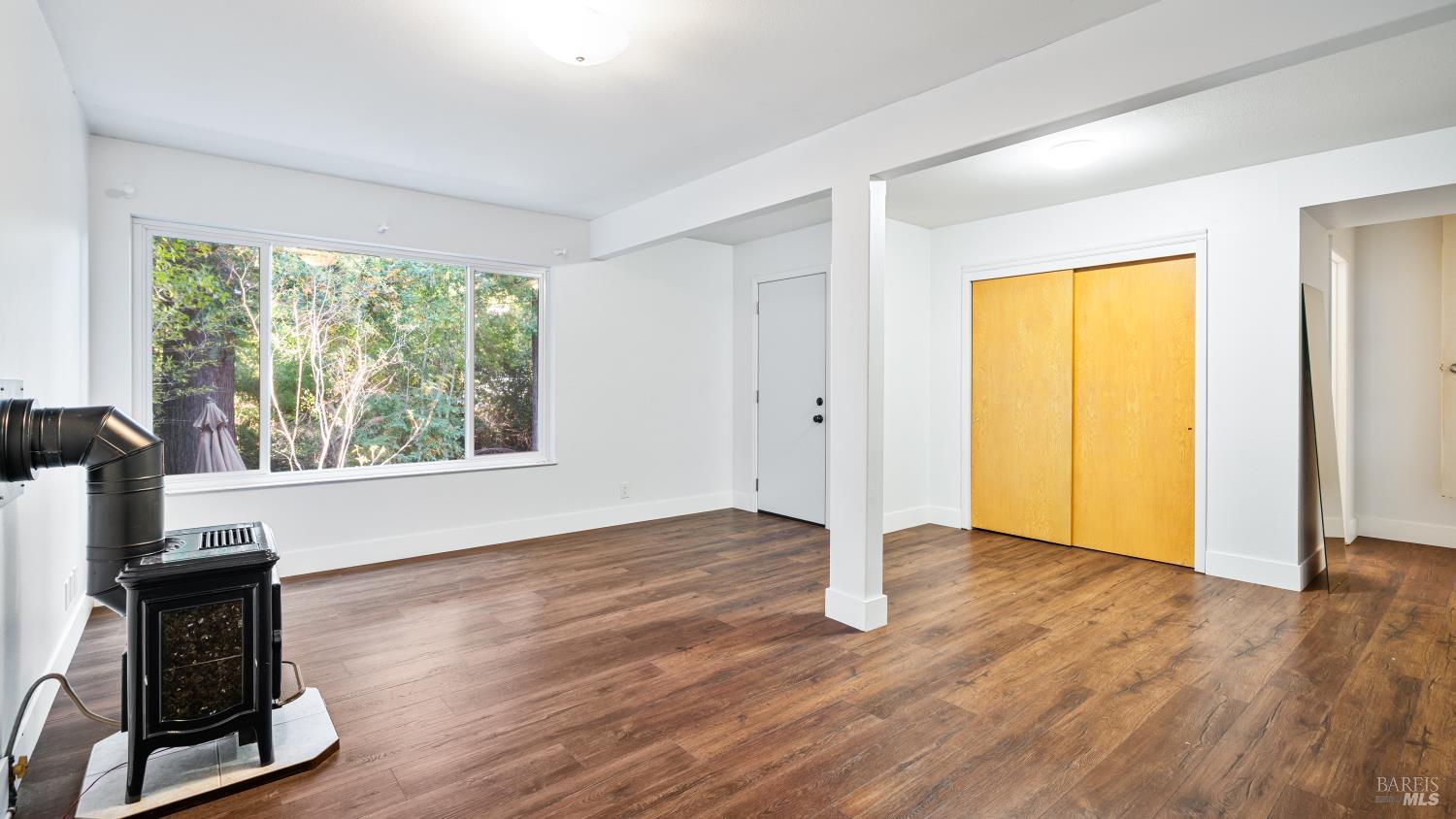 Detail Gallery Image 29 of 35 For 7826 Brookside Ave, Sebastopol,  CA 95472 - 4 Beds | 2/1 Baths