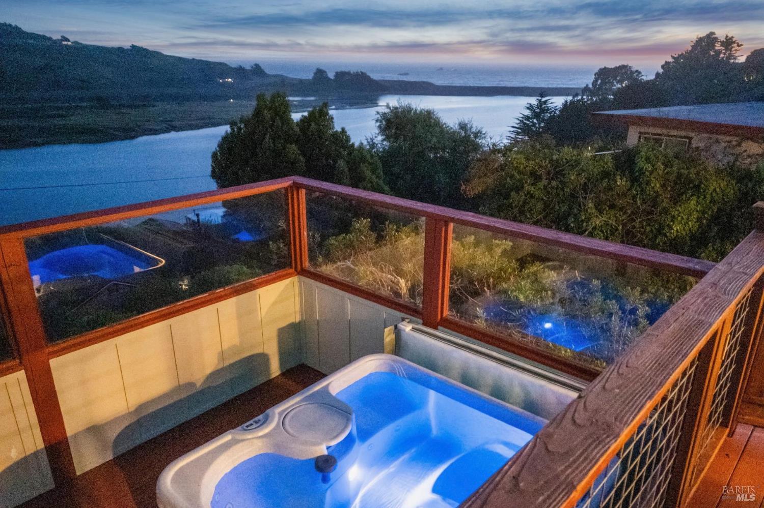Detail Gallery Image 36 of 61 For 10701 Hereford Dr, Jenner,  CA 95450 - 2 Beds | 1 Baths