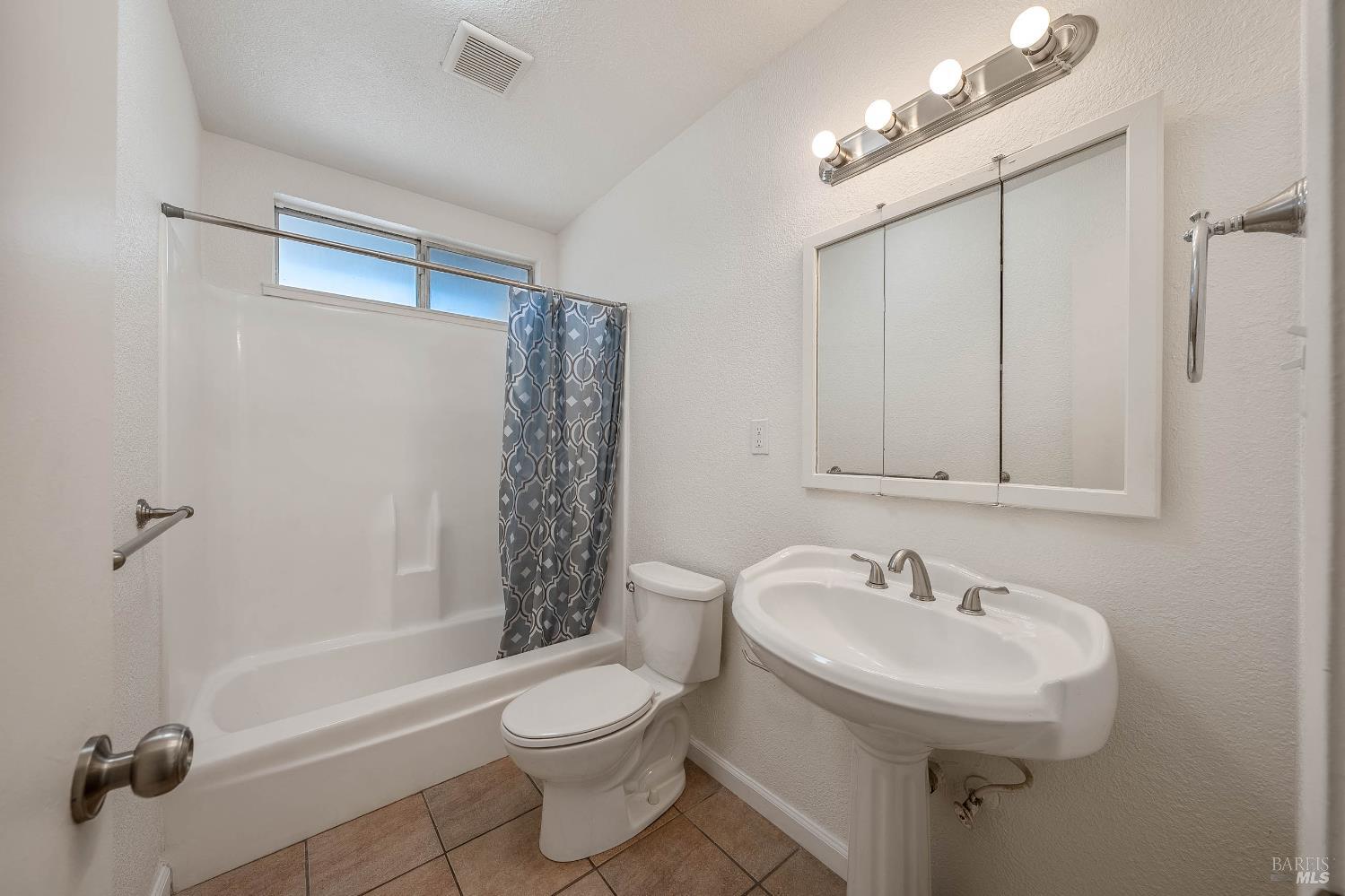 Detail Gallery Image 37 of 56 For 6907 Laurel Del Dr, Lucerne,  CA 95458 - 4 Beds | 1/1 Baths