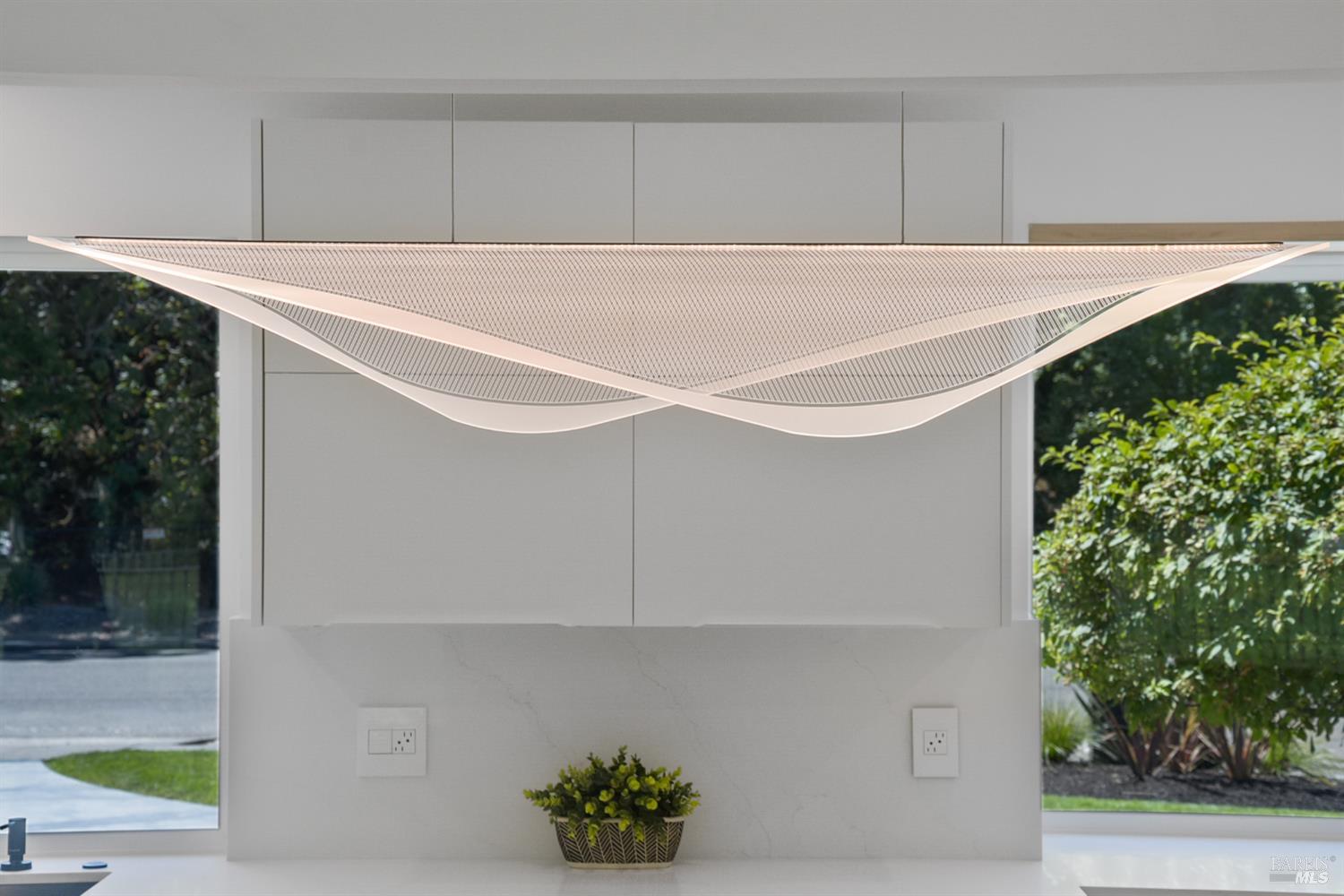 Detail Gallery Image 17 of 69 For 120 Fairway Dr, Novato,  CA 94949 - 3 Beds | 3/1 Baths