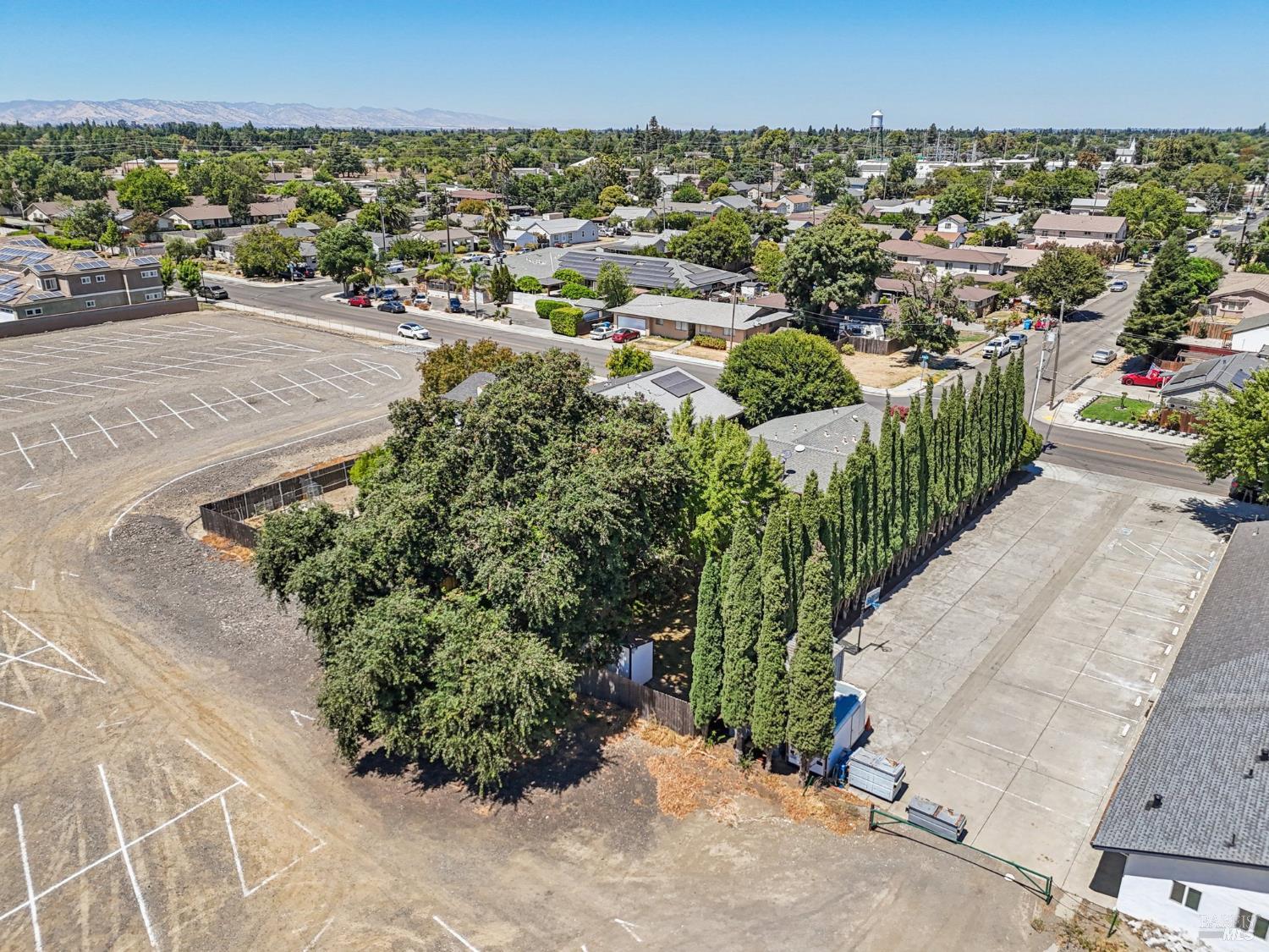 Detail Gallery Image 30 of 33 For 205 W Cherry St, Dixon,  CA 95620 - 3 Beds | 2 Baths