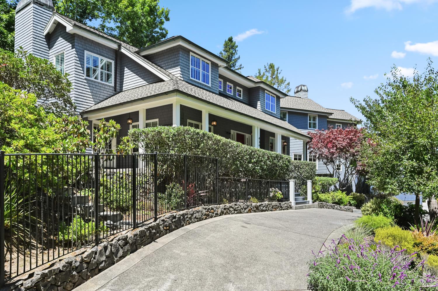 Detail Gallery Image 3 of 57 For 436 Green Glen Way, Mill Valley,  CA 94941 - 4 Beds | 3/1 Baths
