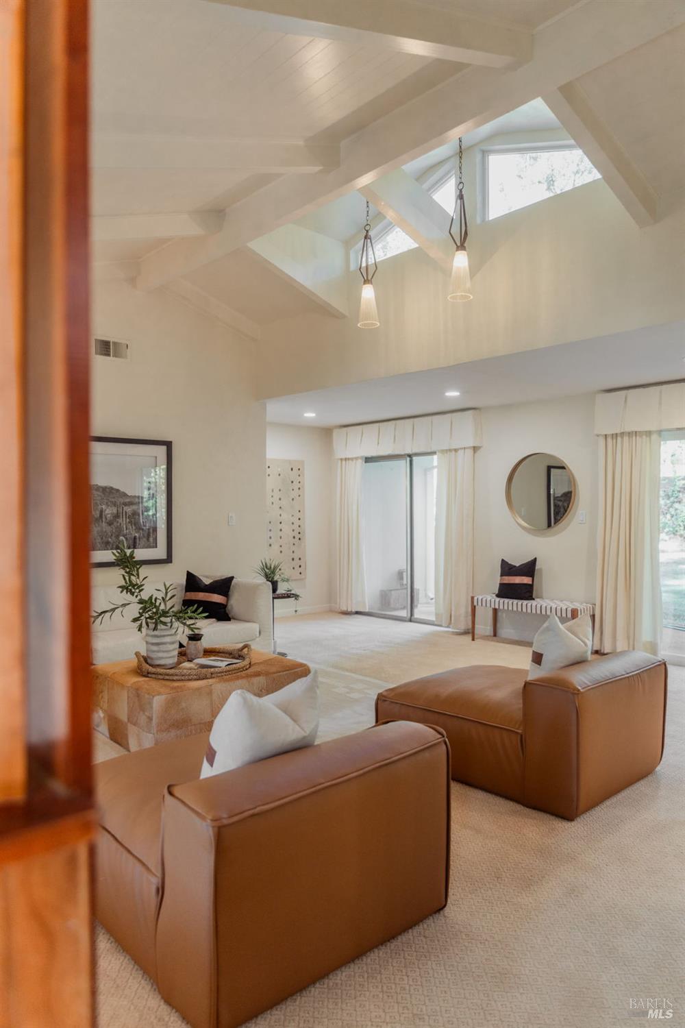 Detail Gallery Image 4 of 41 For 1050 White Cottage Rd, Angwin,  CA 94508 - 3 Beds | 2/1 Baths