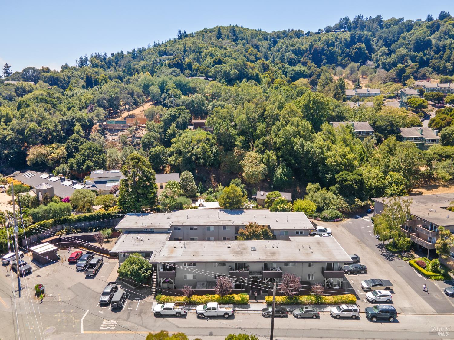 Detail Gallery Image 12 of 12 For 801 Meadowsweet Dr, Corte Madera,  CA 94925 - – Beds | – Baths
