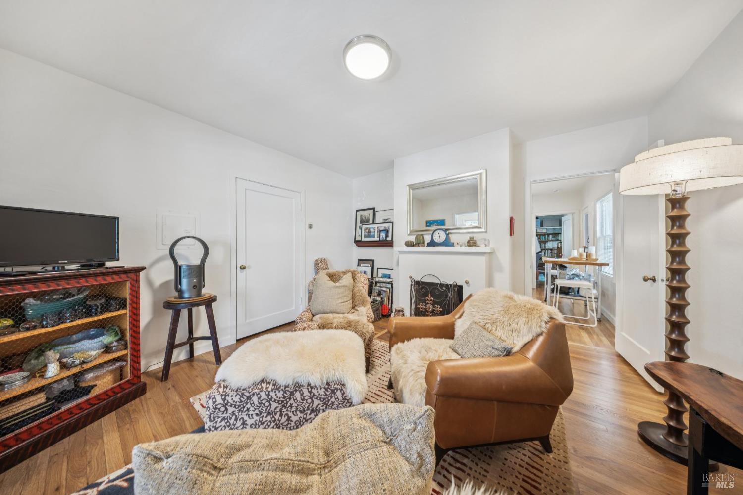 Detail Gallery Image 5 of 42 For 104 F St, San Rafael,  CA 94901 - – Beds | – Baths
