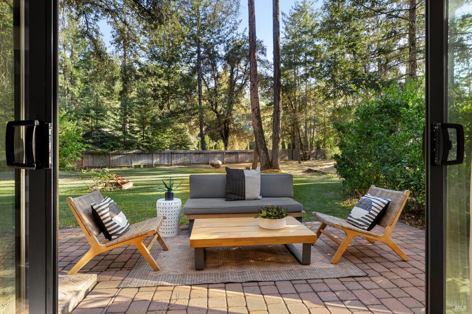Detail Gallery Image 21 of 41 For 1050 White Cottage Rd, Angwin,  CA 94508 - 3 Beds | 2/1 Baths