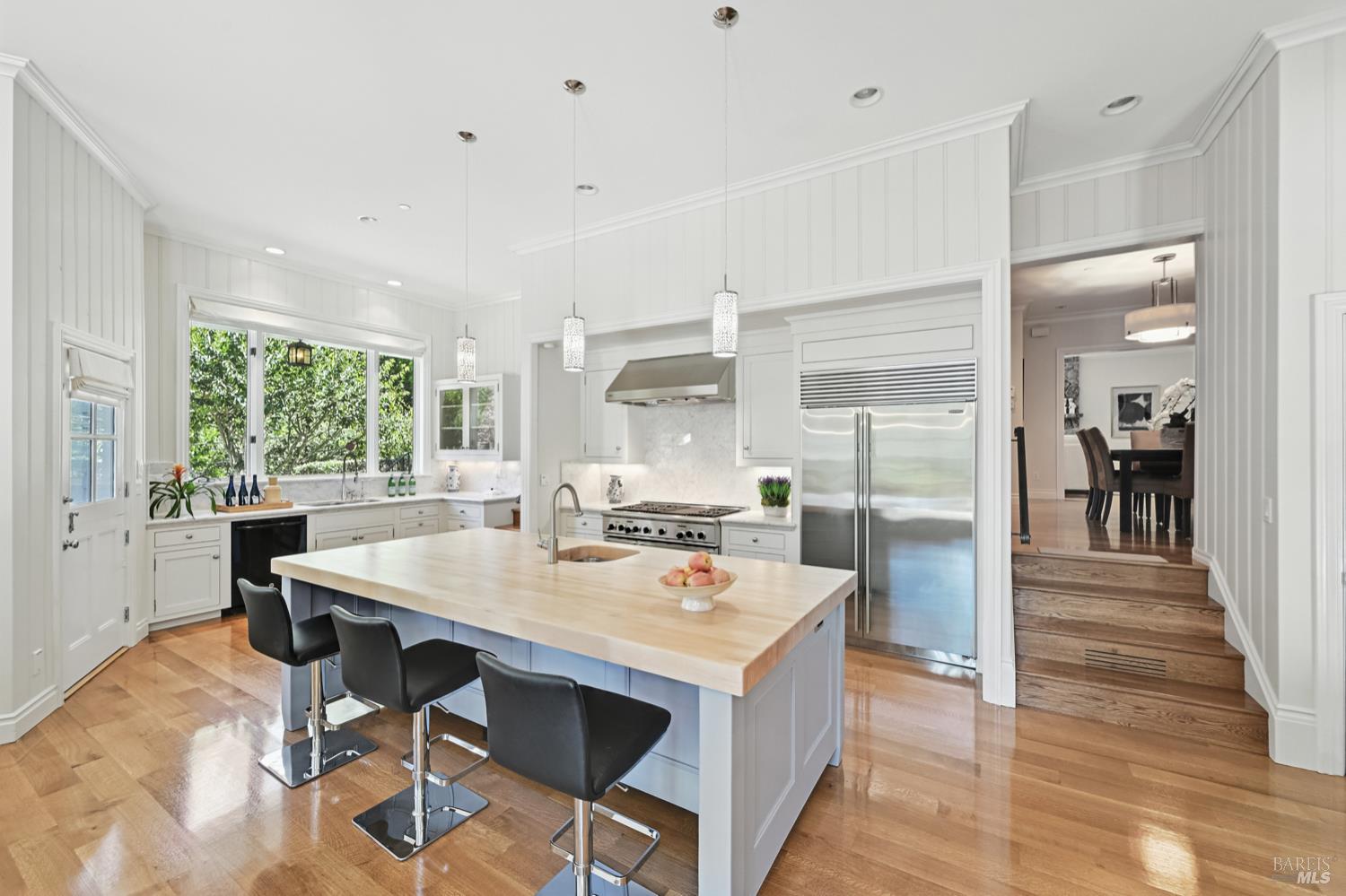 Detail Gallery Image 12 of 57 For 436 Green Glen Way, Mill Valley,  CA 94941 - 4 Beds | 3/1 Baths