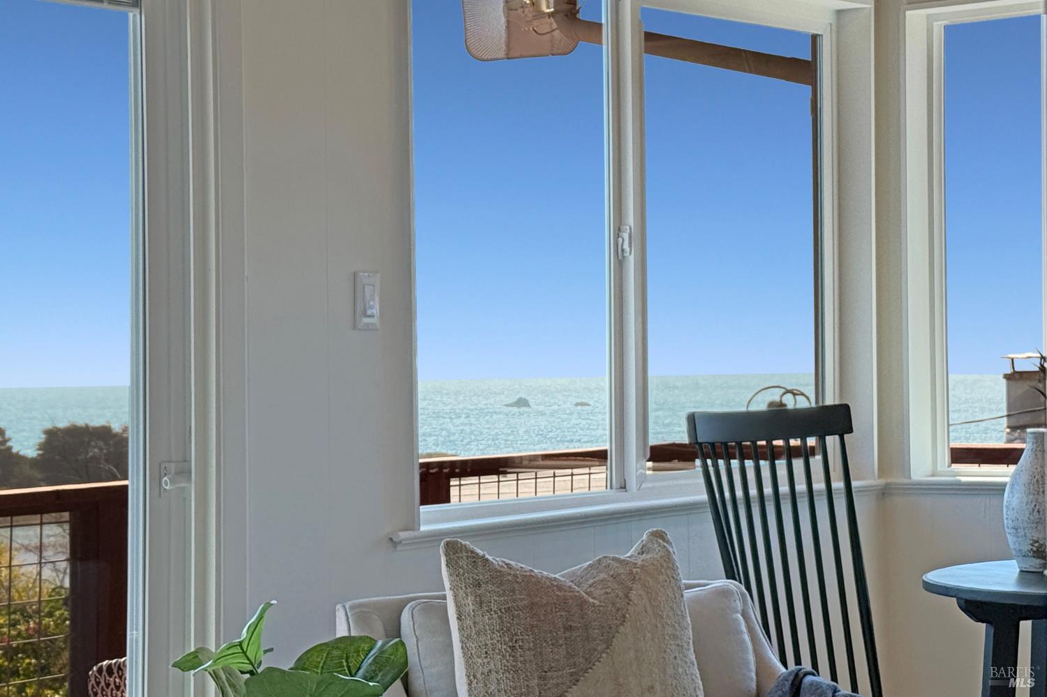 Detail Gallery Image 22 of 61 For 10701 Hereford Dr, Jenner,  CA 95450 - 2 Beds | 1 Baths