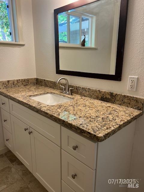 Detail Gallery Image 25 of 36 For 4199 W Dry Creek Rd, Healdsburg,  CA 95448 - 2 Beds | 1/1 Baths