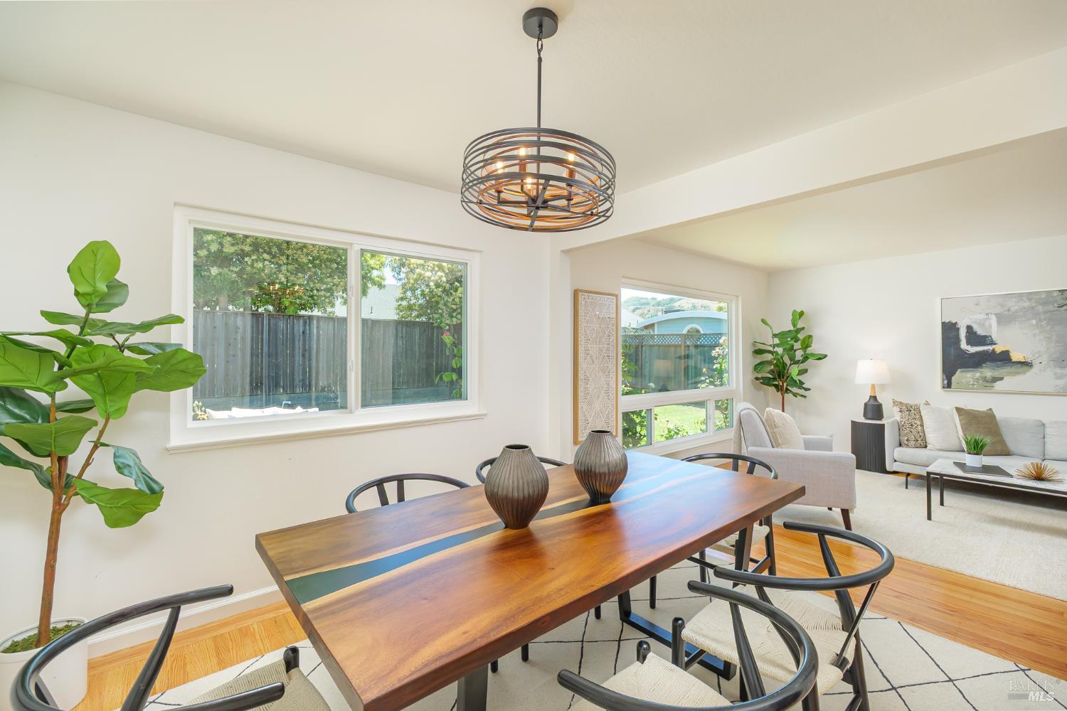Detail Gallery Image 9 of 38 For 160 Golden Hind Psge, Corte Madera,  CA 94925 - 3 Beds | 2 Baths