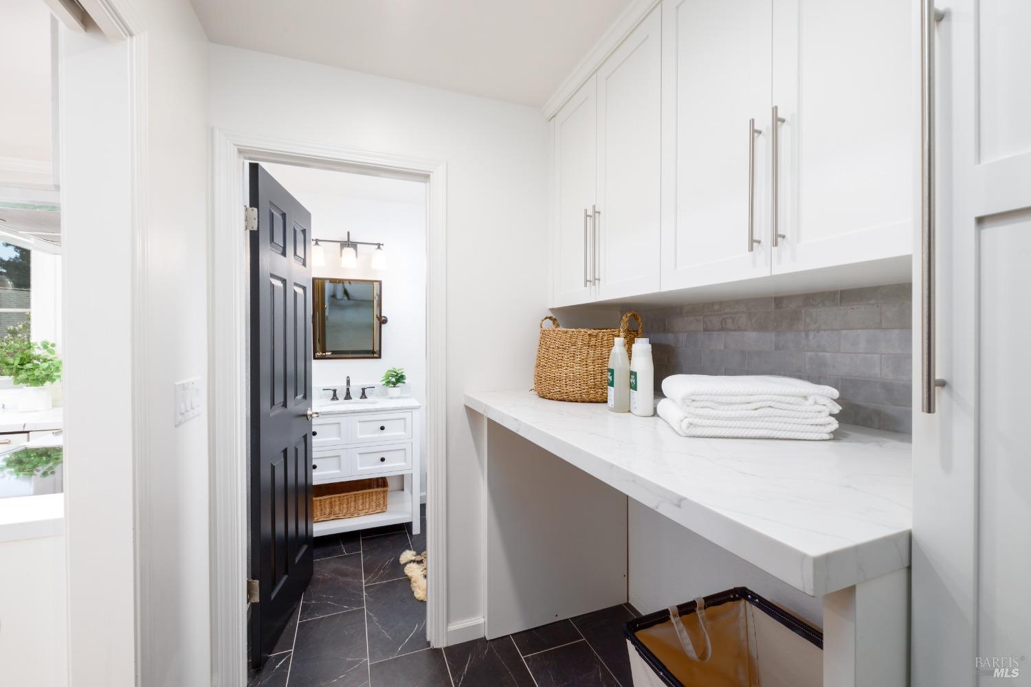 Detail Gallery Image 35 of 36 For 4713 Circle B Pl, Santa Rosa,  CA 95405 - 4 Beds | 3/1 Baths