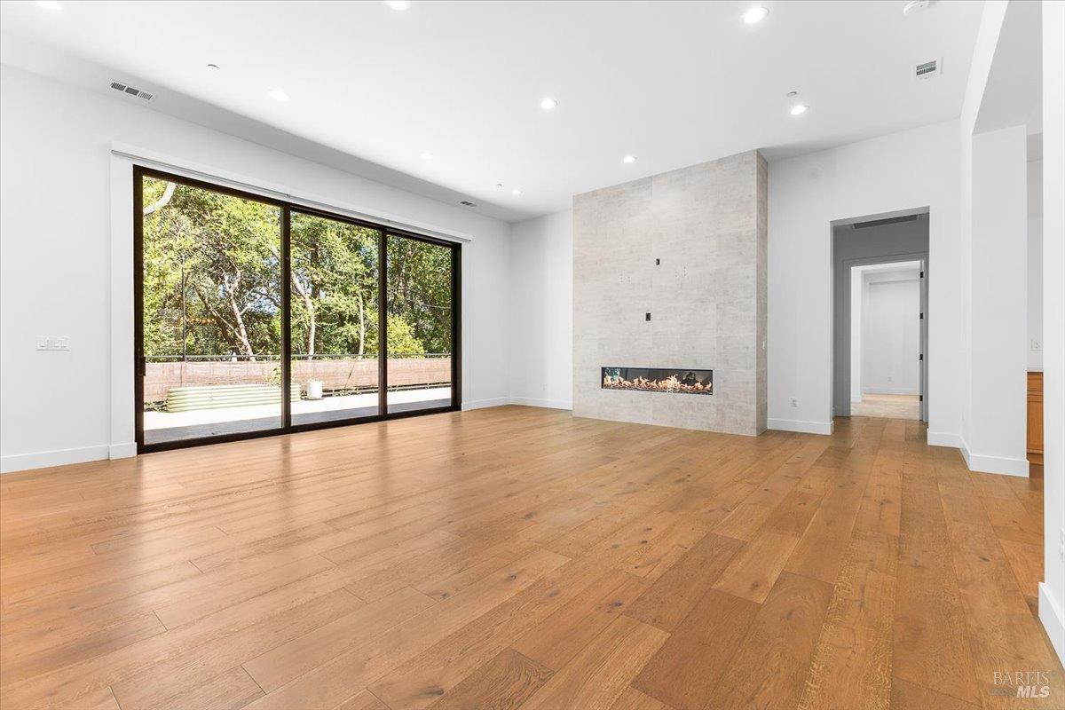 Detail Gallery Image 22 of 59 For 794 Los Olivos Rd, Santa Rosa,  CA 95404 - 4 Beds | 3/1 Baths