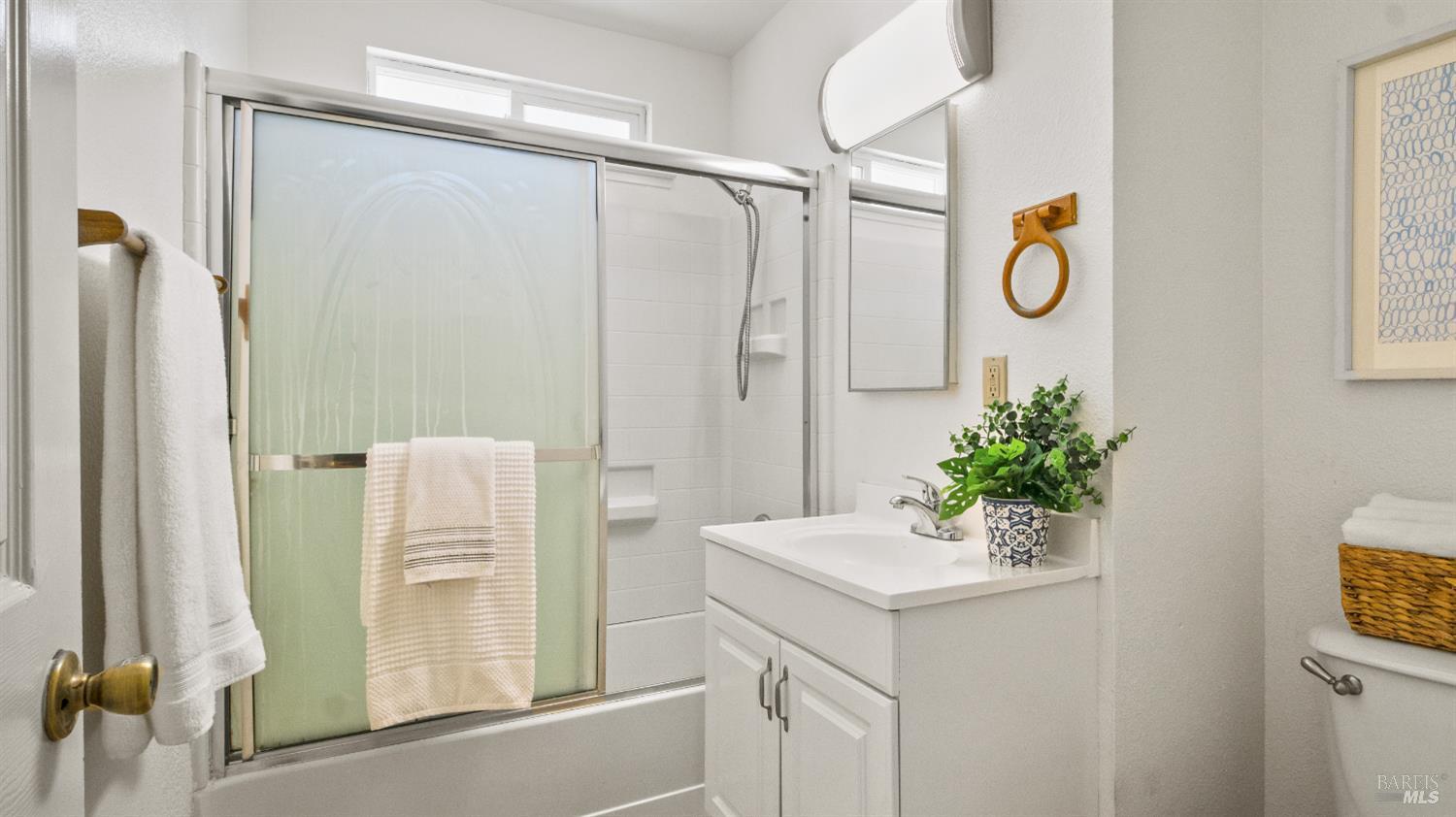 Detail Gallery Image 27 of 43 For 1754 Utah St, Fairfield,  CA 94533 - 4 Beds | 2 Baths