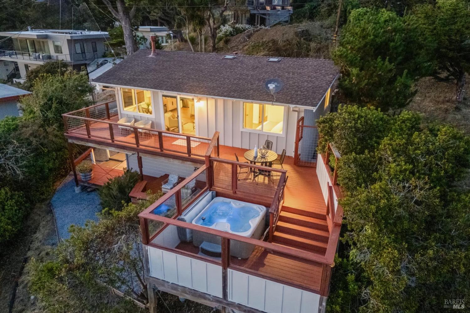 Detail Gallery Image 50 of 61 For 10701 Hereford Dr, Jenner,  CA 95450 - 2 Beds | 1 Baths