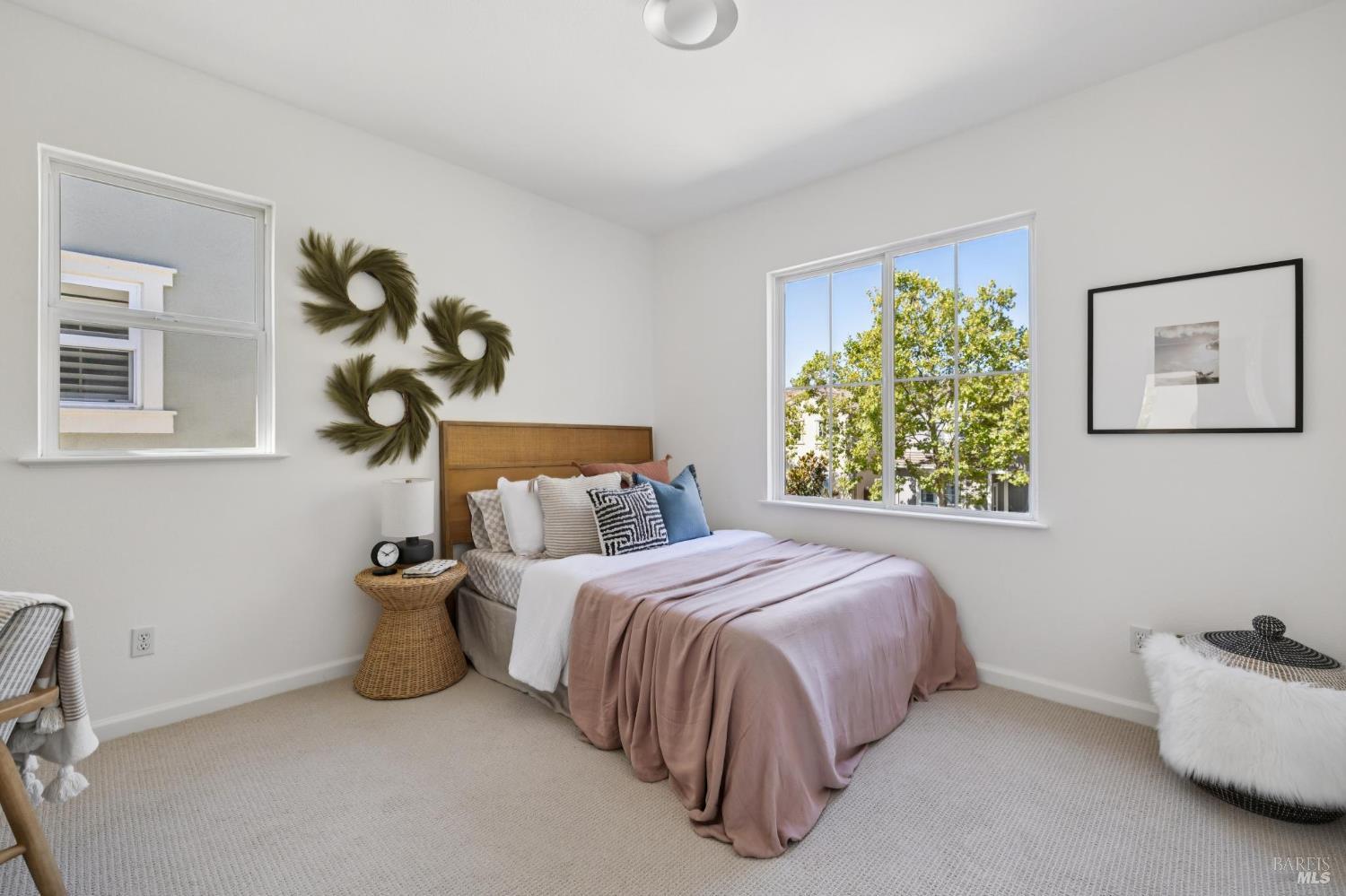 Detail Gallery Image 34 of 52 For 24 Sunny Cove Dr, Novato,  CA 94949 - 5 Beds | 3/1 Baths