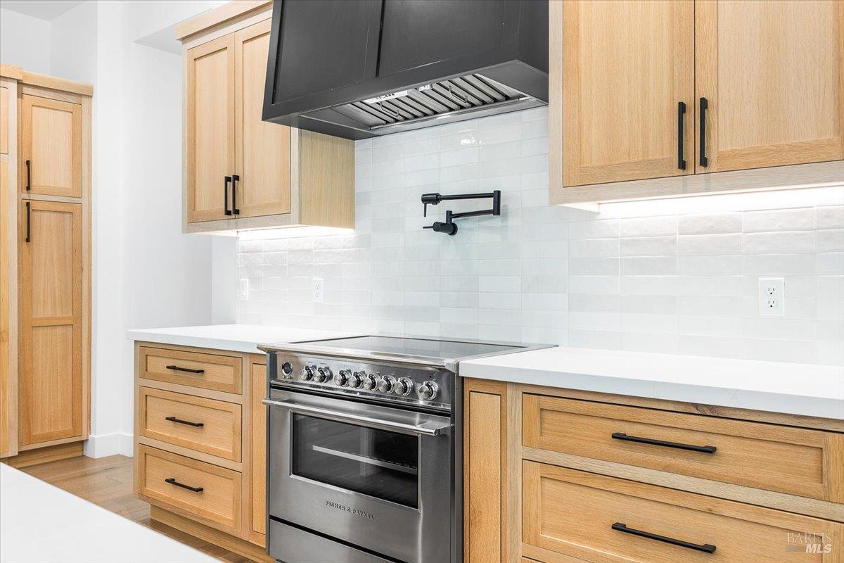 Detail Gallery Image 20 of 59 For 794 Los Olivos Rd, Santa Rosa,  CA 95404 - 4 Beds | 3/1 Baths