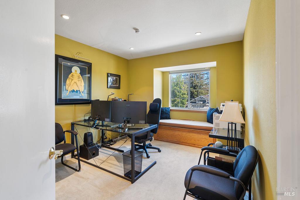 Detail Gallery Image 22 of 34 For 201 James River Rd, Vallejo,  CA 94591 - 3 Beds | 2/1 Baths