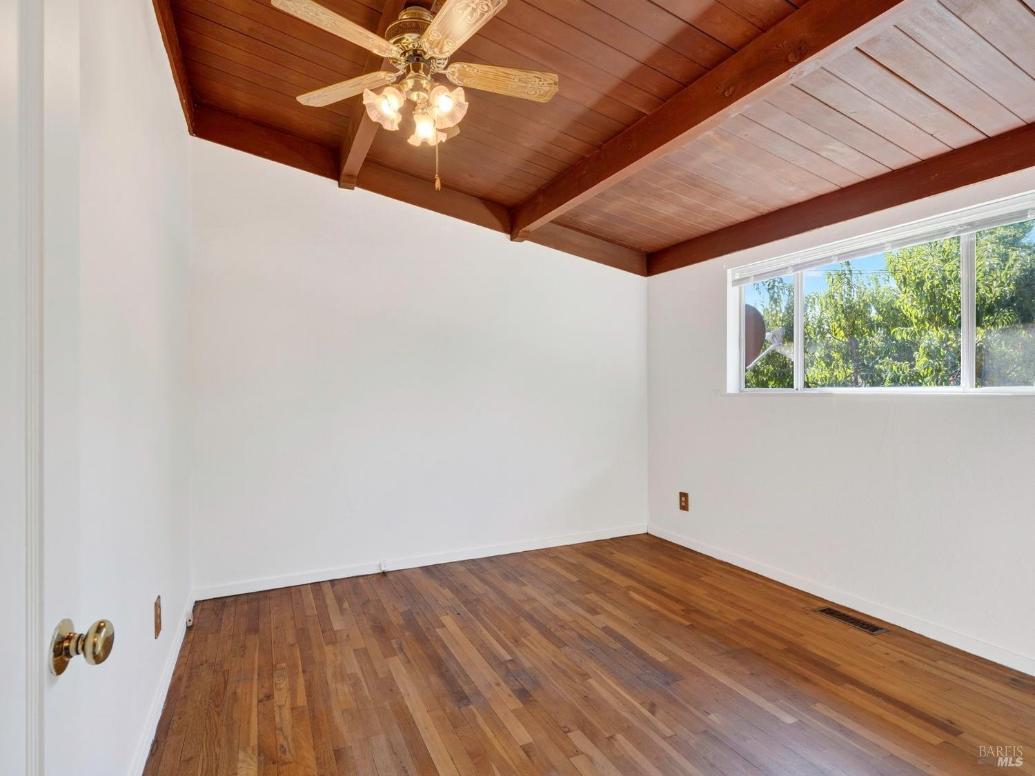 Detail Gallery Image 25 of 40 For 810 Mendocino Dr, Ukiah,  CA 95482 - 4 Beds | 2 Baths