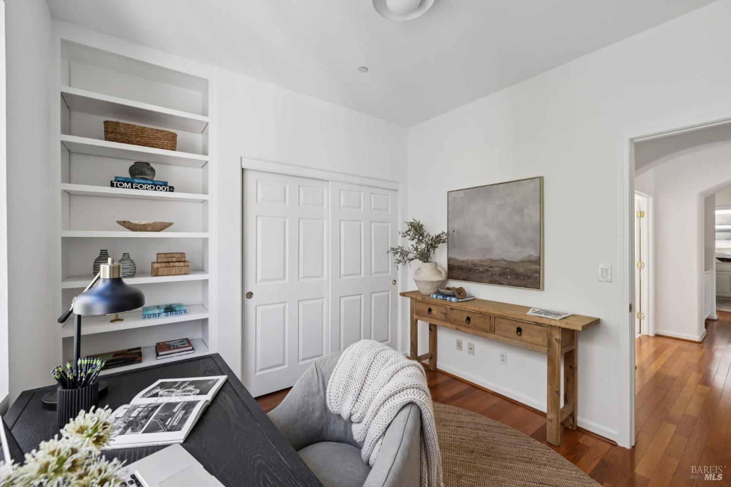 Detail Gallery Image 40 of 52 For 24 Sunny Cove Dr, Novato,  CA 94949 - 5 Beds | 3/1 Baths