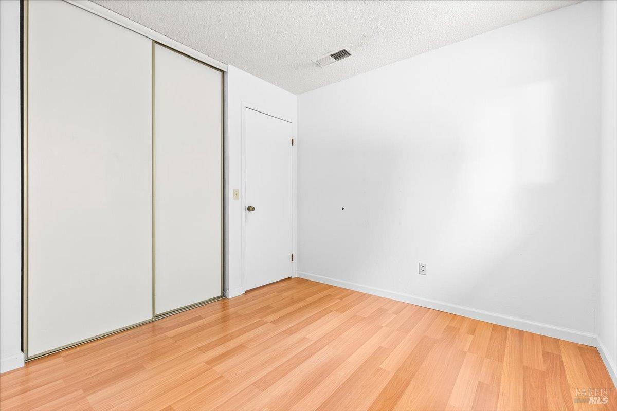 Detail Gallery Image 16 of 19 For 4910 Cheryl Ct, Santa Rosa,  CA 95409 - 3 Beds | 2 Baths