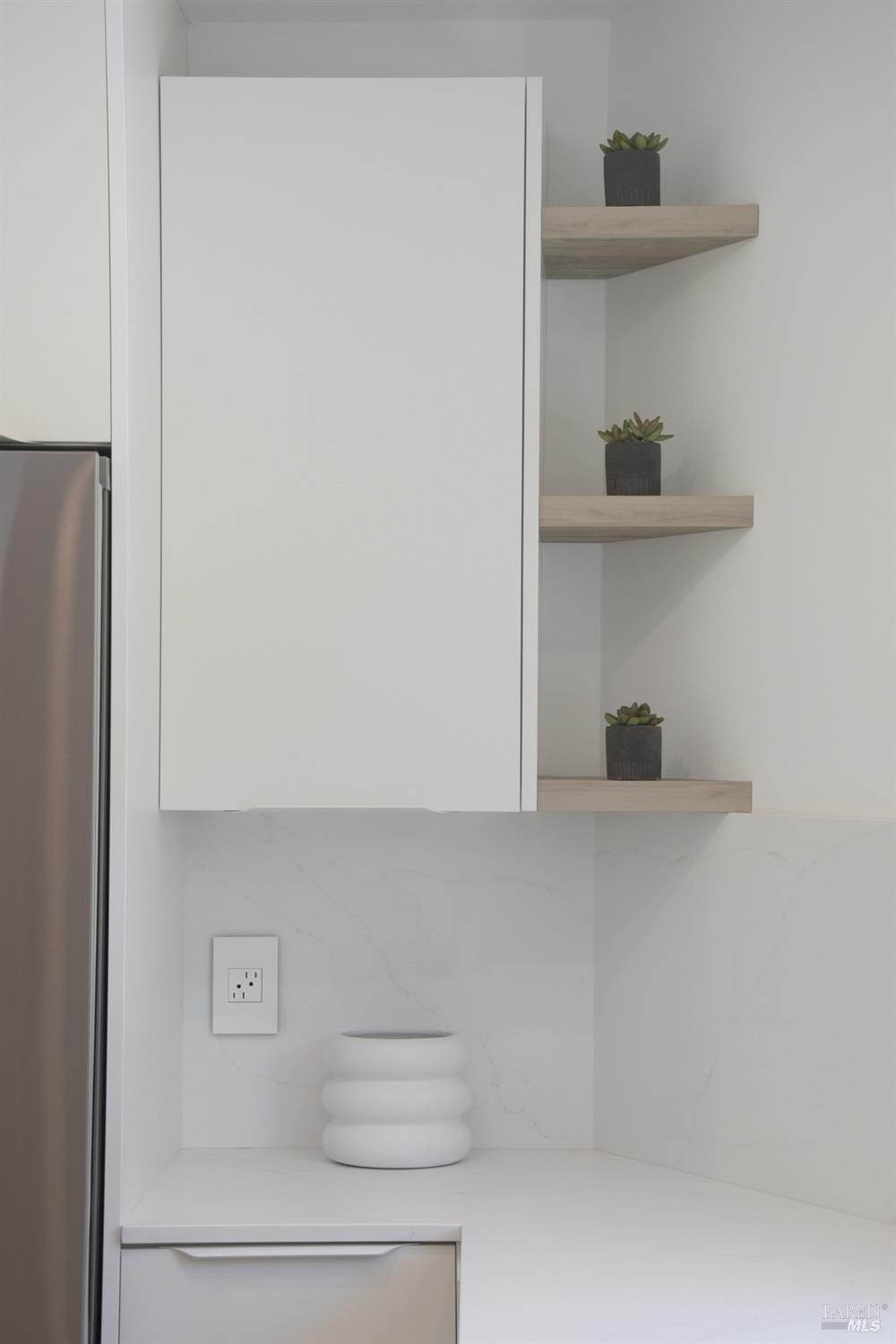 Detail Gallery Image 23 of 69 For 120 Fairway Dr, Novato,  CA 94949 - 3 Beds | 3/1 Baths