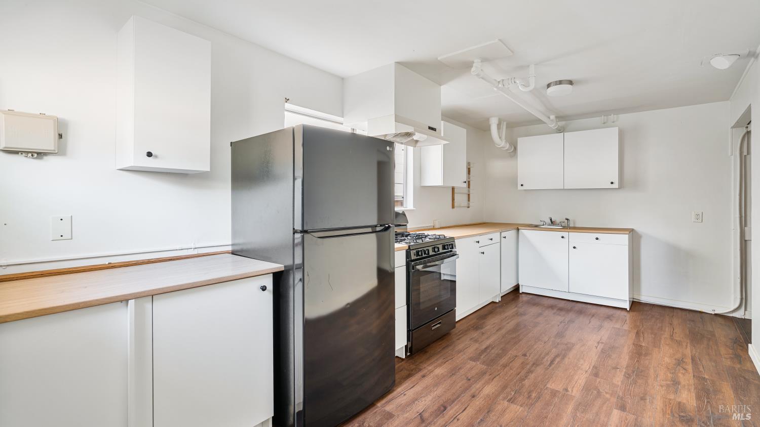 Detail Gallery Image 33 of 35 For 7826 Brookside Ave, Sebastopol,  CA 95472 - 4 Beds | 2/1 Baths